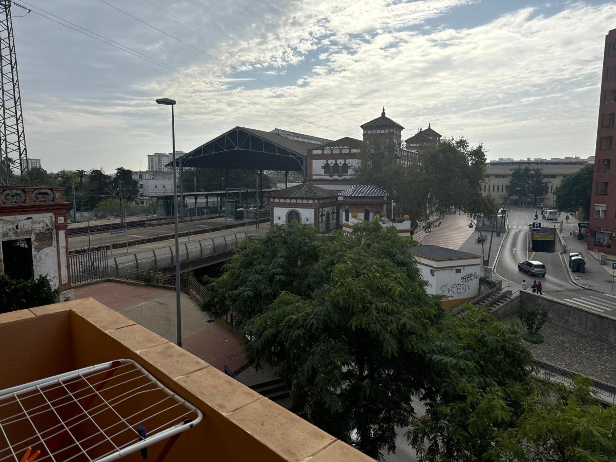 Piso De 3 Dormitorios Con Garaje Jerez de la Frontera Exterior photo